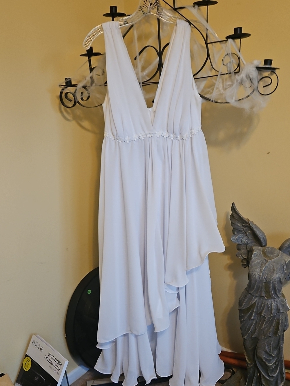 Sleeveless White V-Neck Maxi Dress with Layered Chiffon Skirt